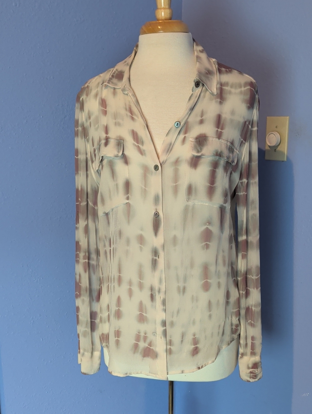 Gypsy05 Women’s Tie-Dye  100% Silk Blouse